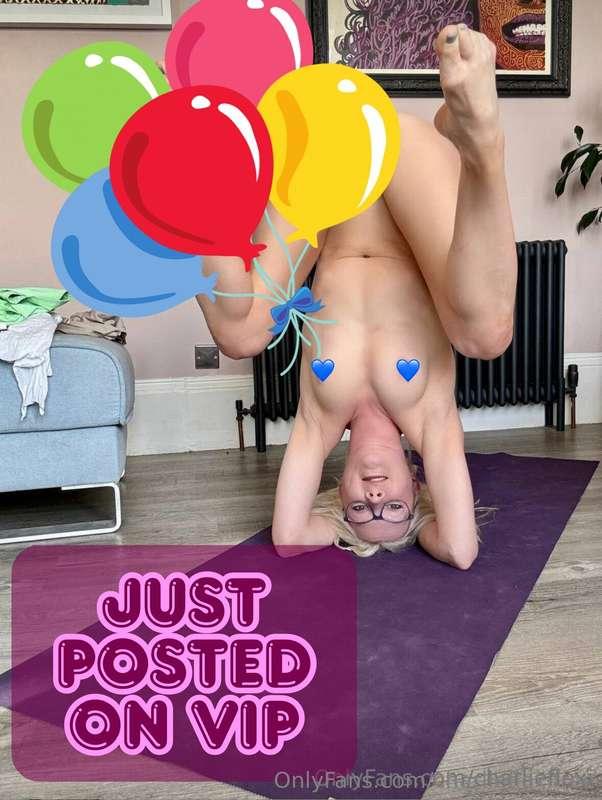 It’s my birthday month 🎈 I’m sharing such fun nudes over on ..