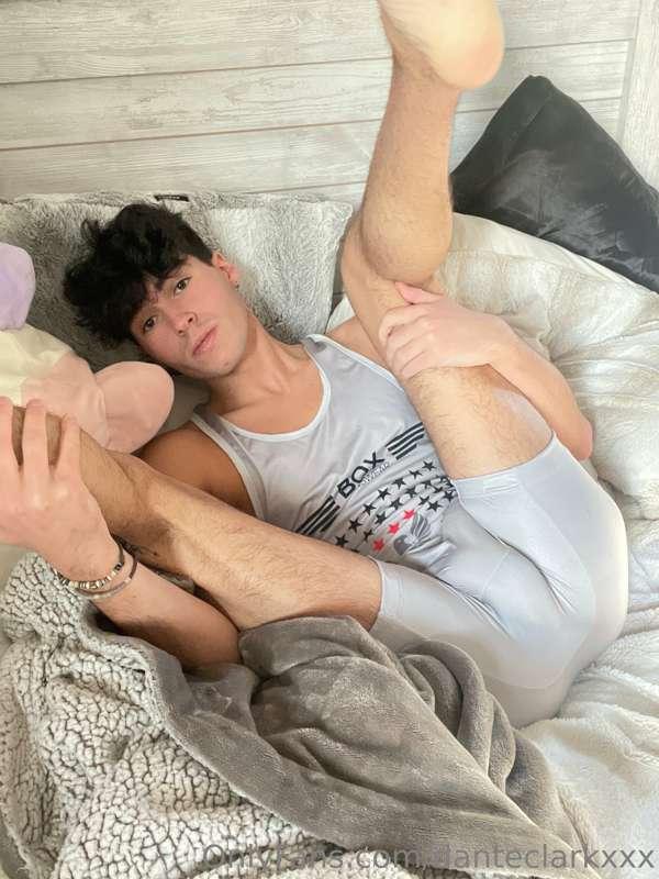 wanna pin me😈🤤🤫