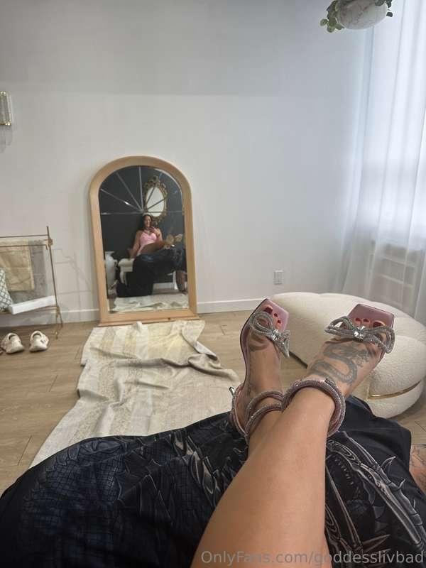 Been looking for a foot stool, do you deem yourself worthy f..