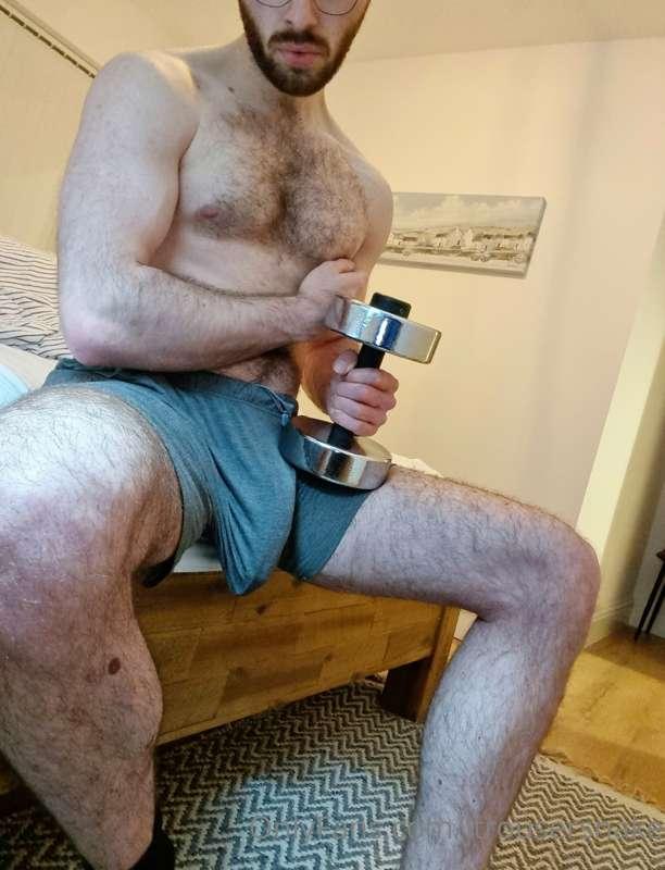 Dick is a good size, but I'd like a bigger body 💪😁