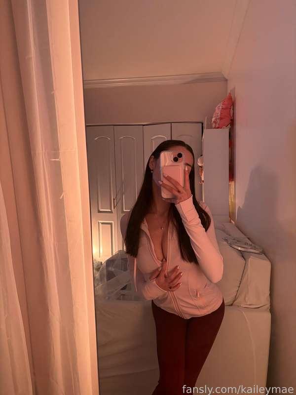 kaileymae image #1