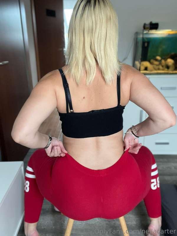 Touch me with your eyes first