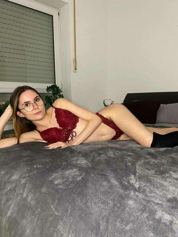 you should start your day naked in bed with me ;)