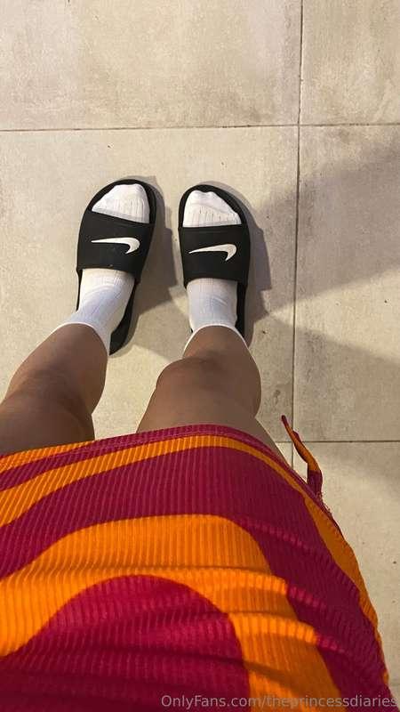 Wet socks, what do you think?🫢
