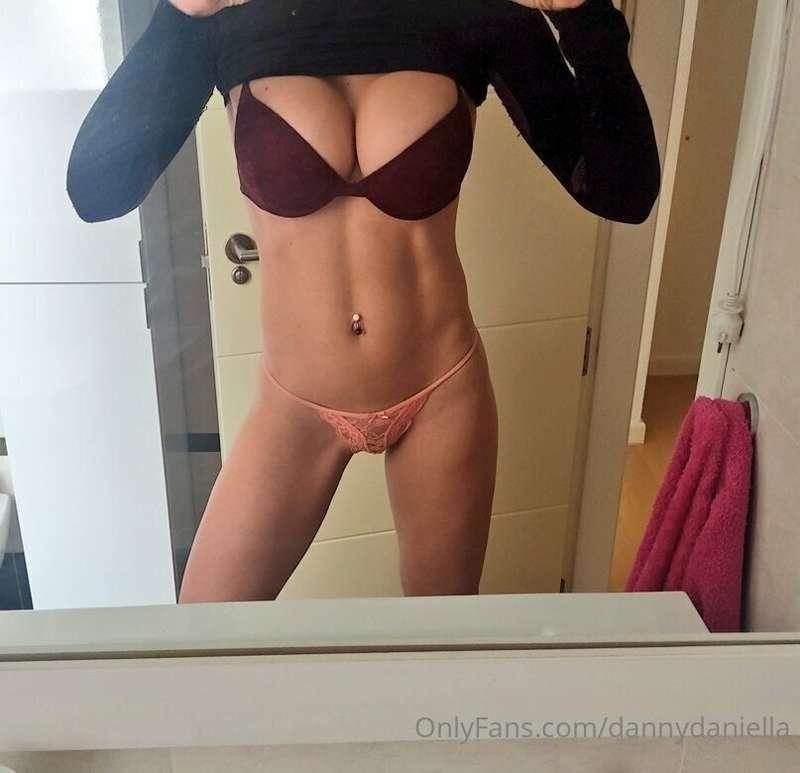 Good morning, I love answering all your messages, write me a..