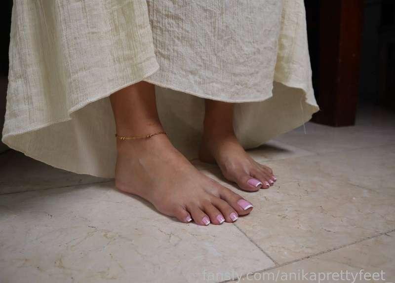 anikaprettyfeet_ image #9