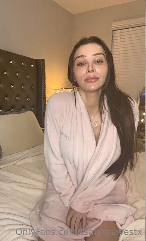 Doing my routine before going to sleep. You're free to join ..