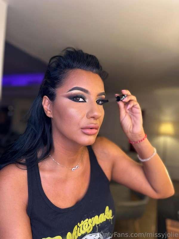 How I look when I am getting ready VS when I am good to let ..