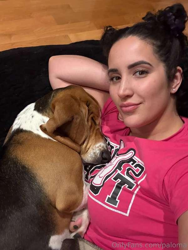 Sometimes all you need is a lil snuggle 🥰