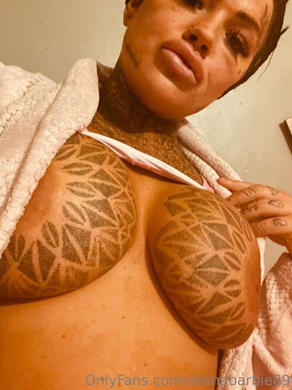 Want to get all my content I’ve ever made mesg me for detail..