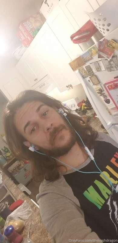 Game time. Its cold out so i'm gonna relax haha.