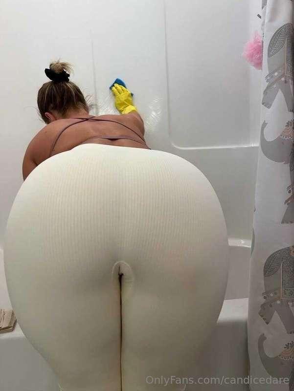 Are you spying on me while I clean the bathroom?? Can't real..