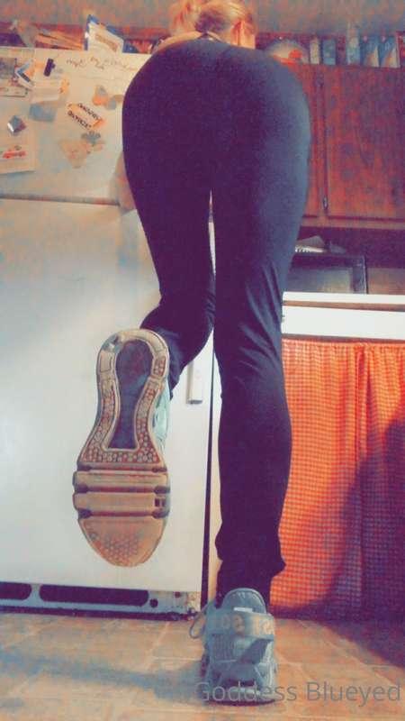 blueyedgoddessfindom image #0