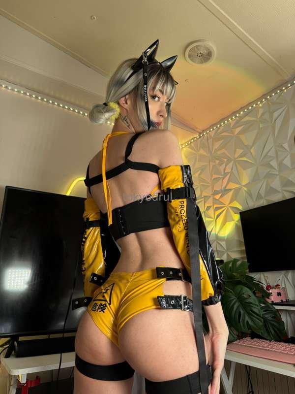 make sure to check out the full set ;3 