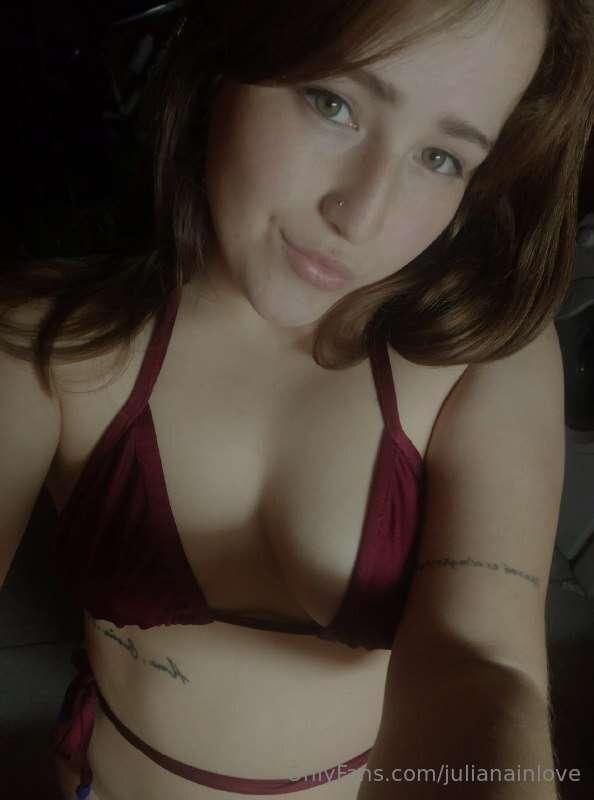 MELANIE @melaniedreamss Iremos a un mundo deencanto, te deja..