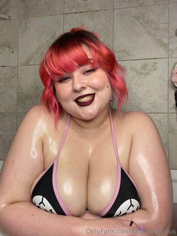 tiny.succubus image #2