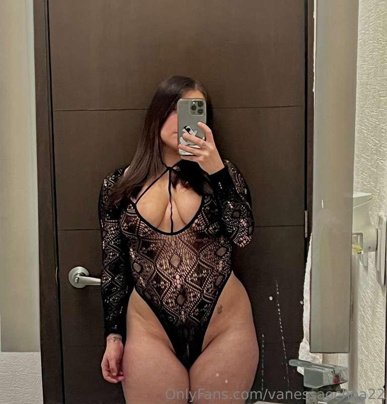 vanessaochoa22 image #1