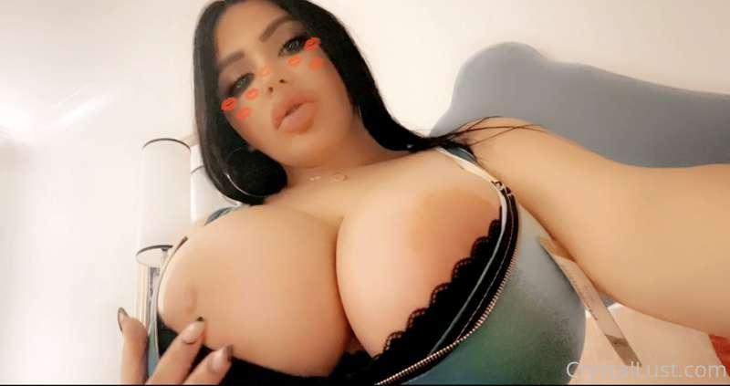 𝙇𝙄𝙆𝙀 𝙄𝙁 𝙐𝙍 𝘼 𝘽𝙄𝙂 𝙏𝙄𝘿𝘿𝙔 𝙇𝙊𝙑𝙀𝙍 🥰