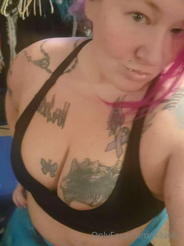 Getting ready for the gym....wanna come with???