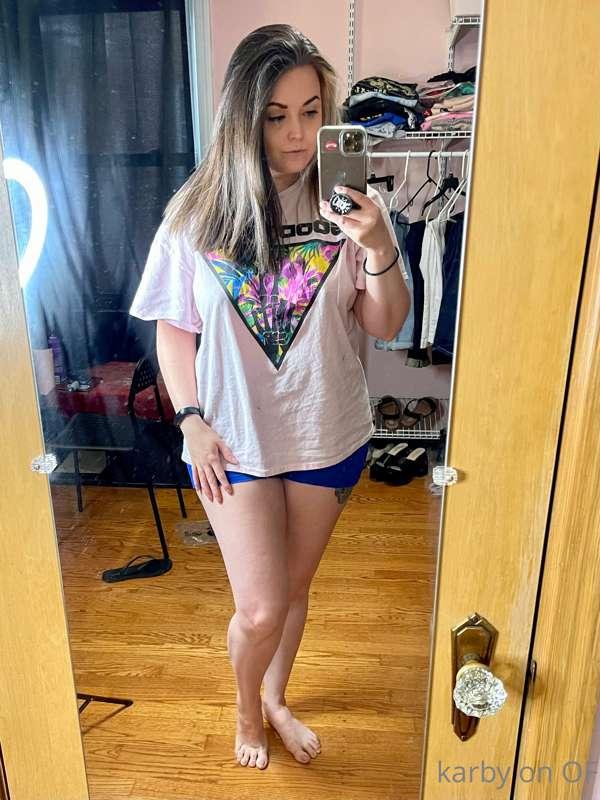I just got these shorts, do you like them?