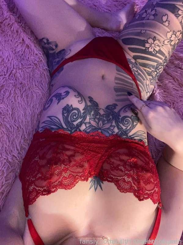 Unlock my inhibitions and undress my desires 🤭



◾️ #lilithqueen #tattoo #pussy #nipples #smalltits #smallboobs #sexting #piercied #bra #lingerie ◾️ 