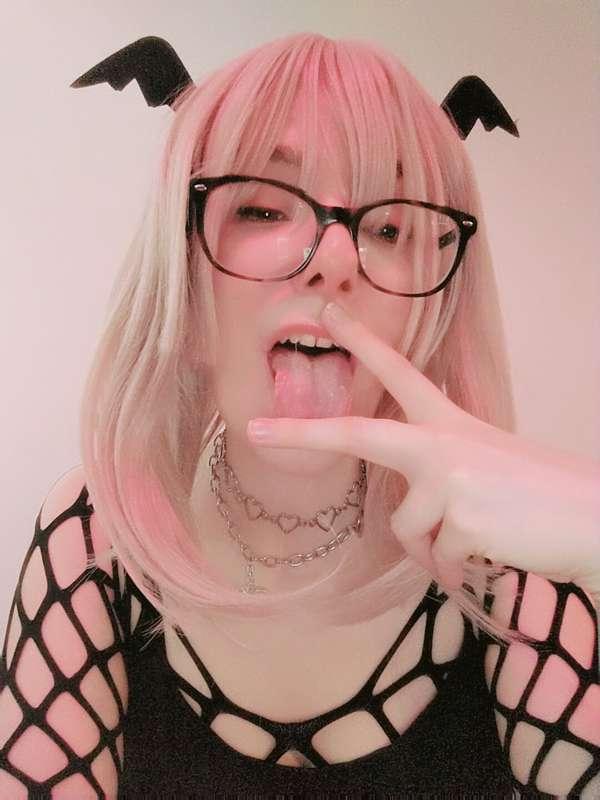 Can i have a taste?

Sorry for the lack of posts, been havin..