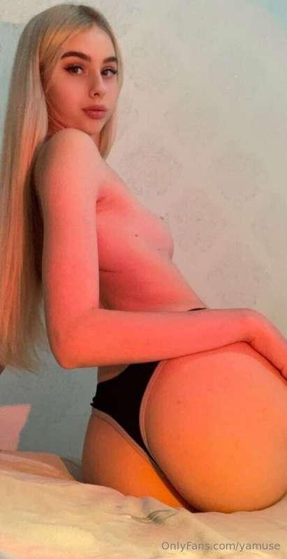 𝐌𝐚𝐫𝐢𝐧𝐞𝐥𝐥𝐚 😍 𝐯𝐢𝐫𝐠𝐢𝐧 @marinella_virgin wants you to 𝐜𝐮𝐦 𝐫𝐢𝐠𝐡𝐭 ..