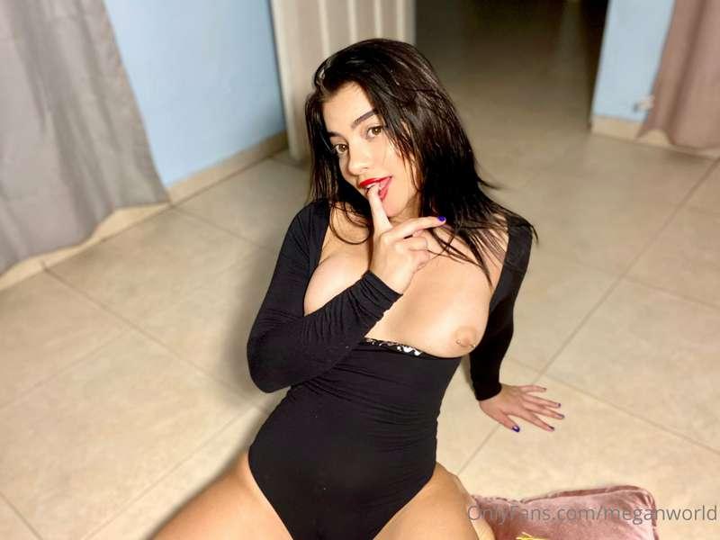 today I want to please you 😈 // Hoy quiero complacerte 😈