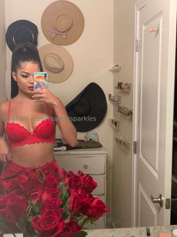 Red lingerie is my fav ❤️🌶️