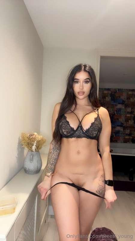 Taste my wet panties 