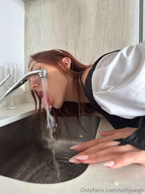 Help! I'm soooo thirsty 🥵