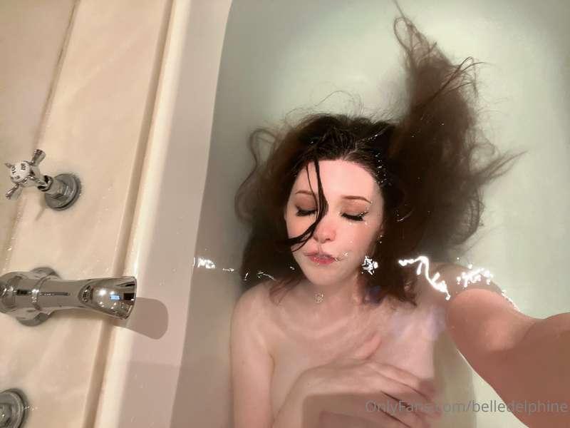 belledelphine image #8