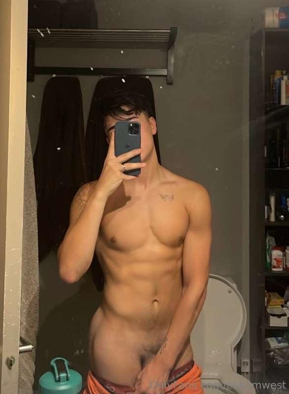 Are you ready for the whole show ? 😈