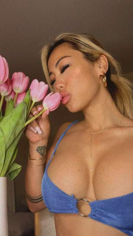 🌸