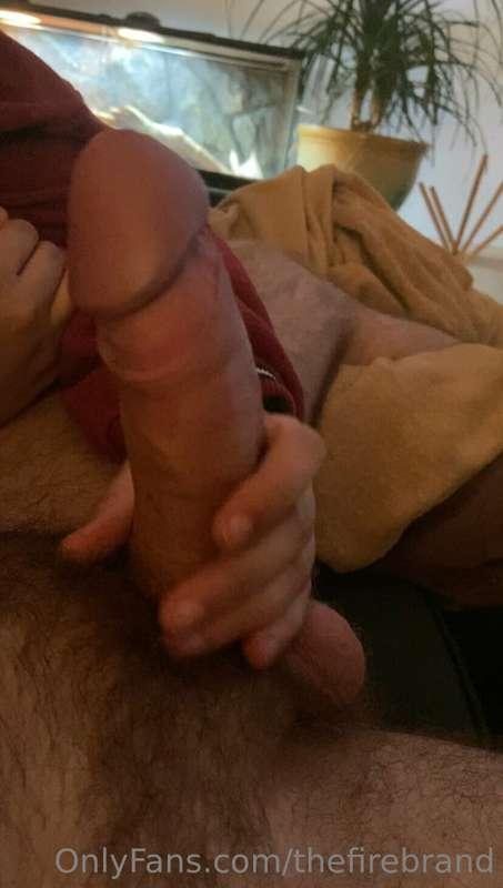 POV: You’re on the couch with @oenvyus and she’s horny and t..