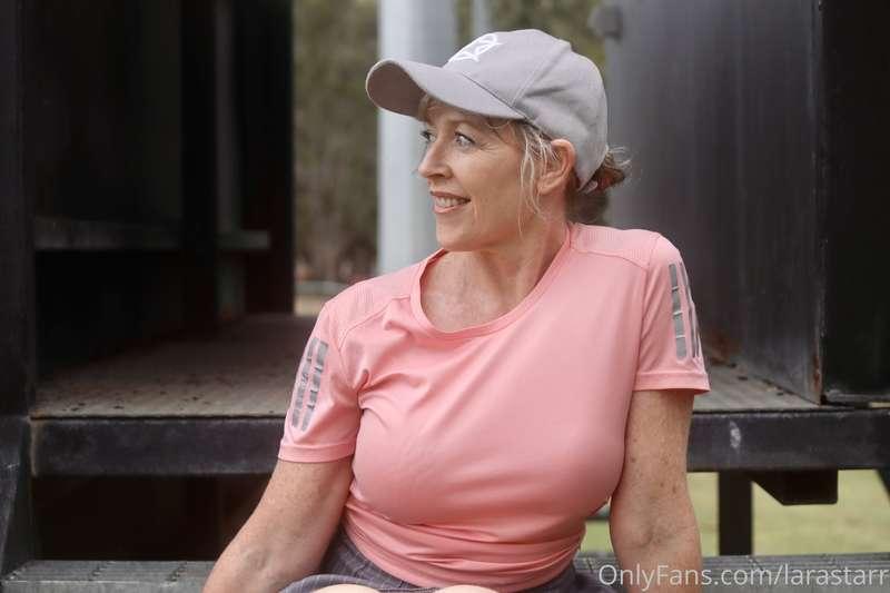 larastarr image #11