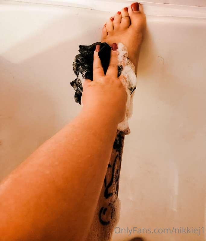Let's get sudsy....🚿🛁😘