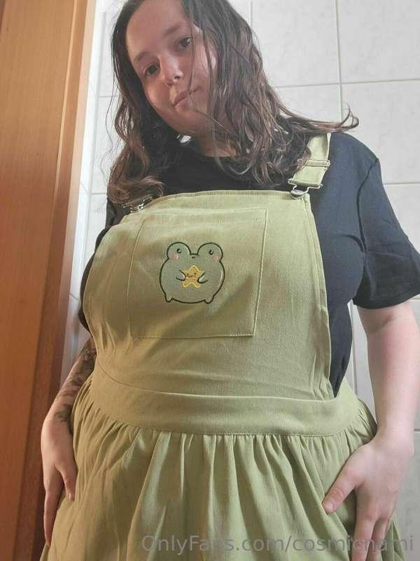 Do you like my new overalls Daddy?