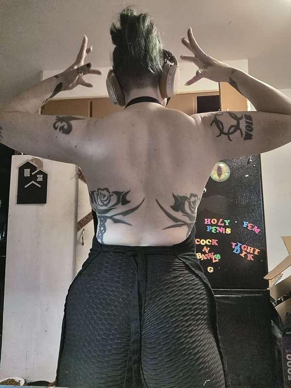 dutchessofsalty image #1