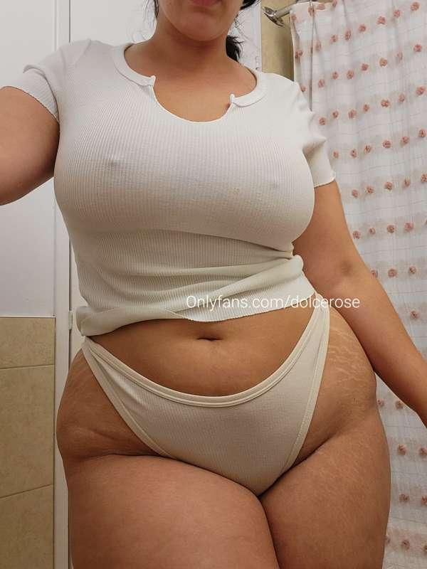 Happy Titty Tuesday! Check your DM's or DM me to watch me sl..