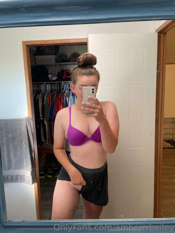 Guess where I want a kiss 💋😛