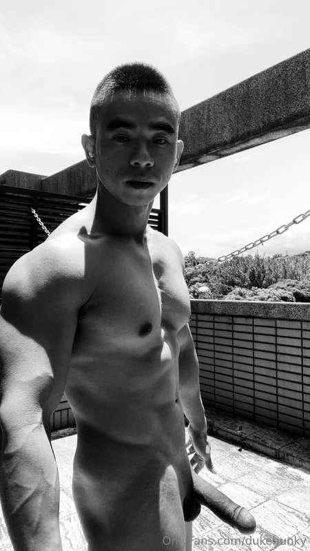 Do you like it black and white?