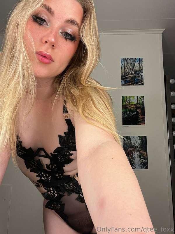 What do you think I'm dreaming about right now?👀🙈