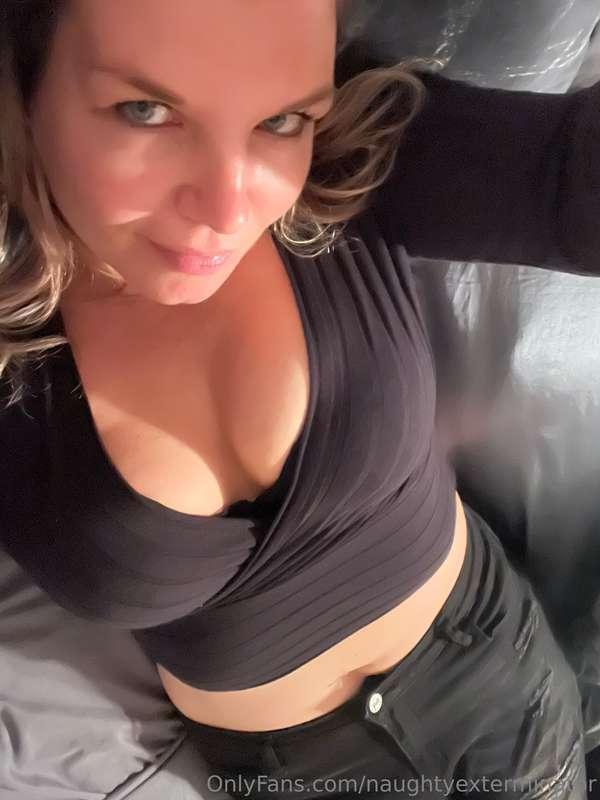 Do you wanna come lay with me?