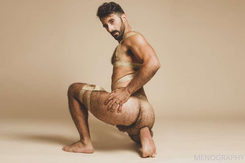 Jorge shows me his furry fuckhole and soles