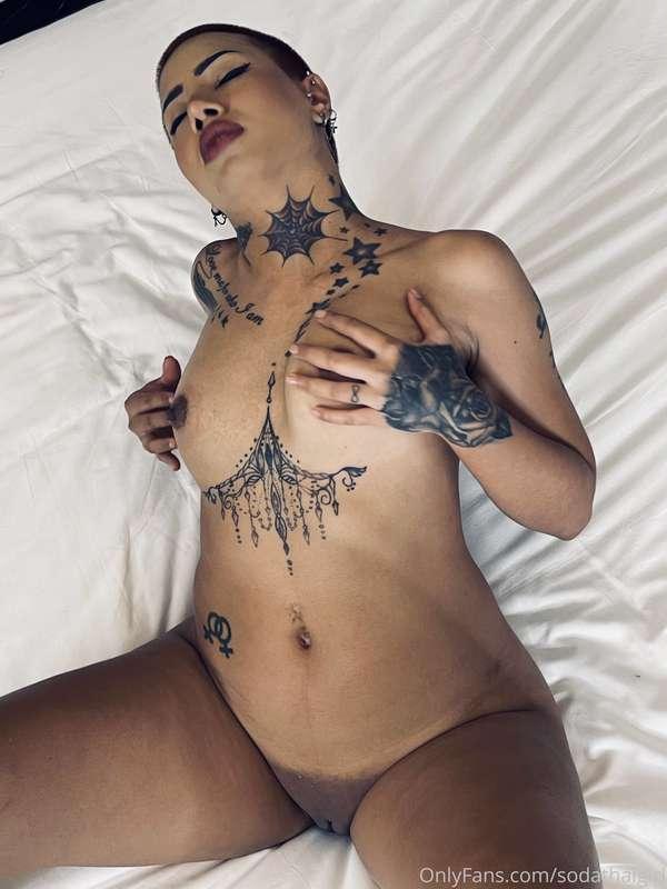 Can you imagine how I cum?  Or better write me and control m..