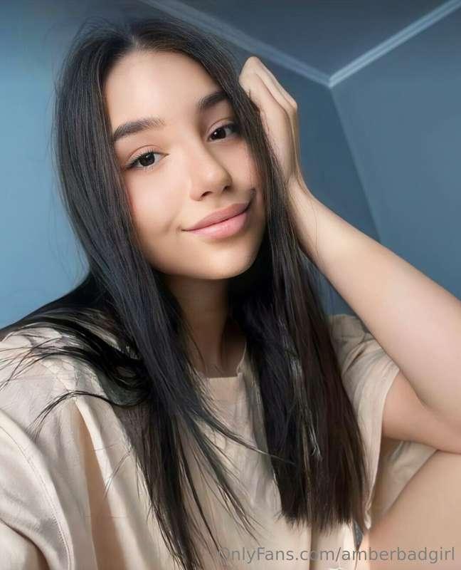 ## Free sub ❤️‍🔥 @emmacosmo this busty horny girl loves jerk..