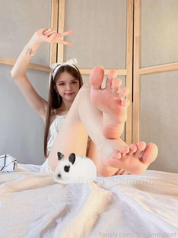 temikmiufeet image #4