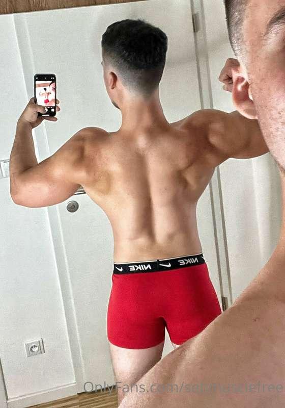 Actual 😘🍑