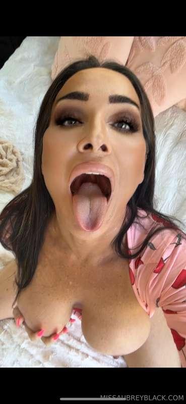 Mommy is hungry this morning!